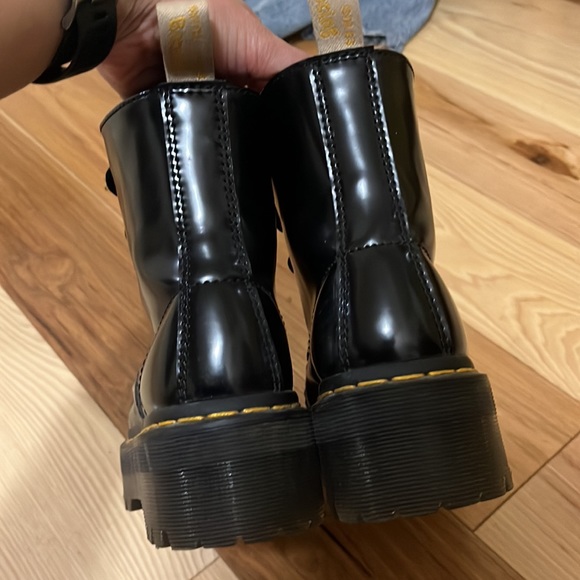 Doc Marten Vegan leather Sinclair platforms - Picture 3 of 9